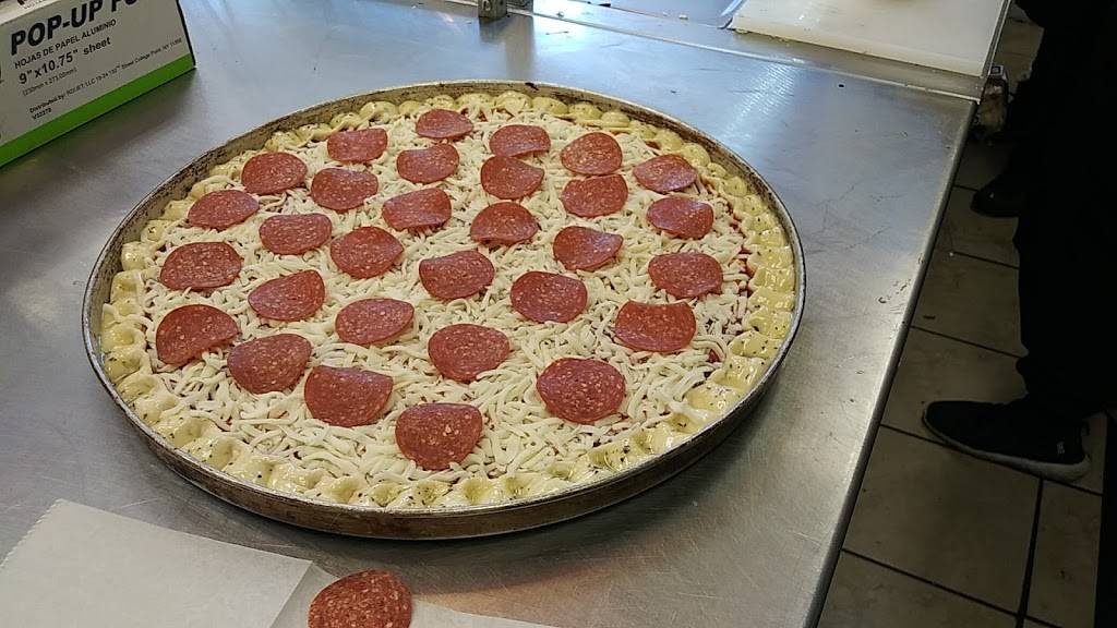 Rocky’s Pizza | restaurant | 810 Genesee St, Rochester, NY 14611, USA | 5854360020 OR +1 585-436-0020