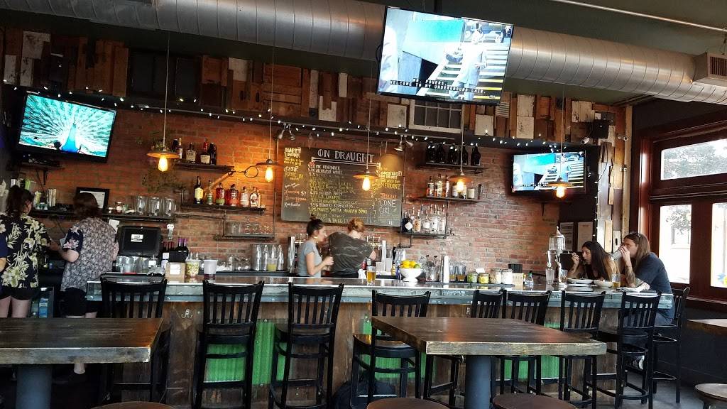 Cedar Point Bar & Kitchen | restaurant | 2370 E Norris St, Philadelphia, PA 19125, USA | 2154235400 OR +1 215-423-5400