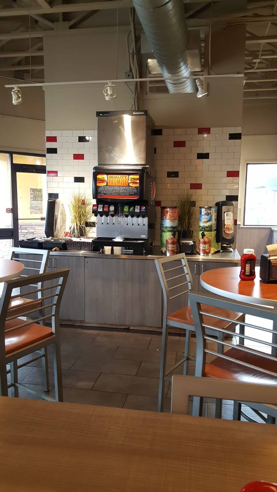 Back Yard Burgers | restaurant | 1015 Center Point Pl, Franklin, TN 37064, USA | 6156288208 OR +1 615-628-8208