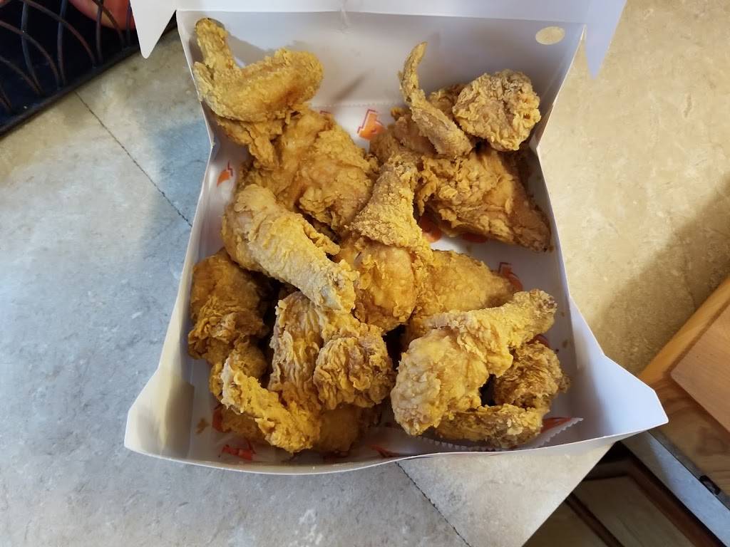 Popeyes Louisiana Kitchen | restaurant | 23920 102nd Ave SE, Kent, WA 98031, USA | 2538561173 OR +1 253-856-1173