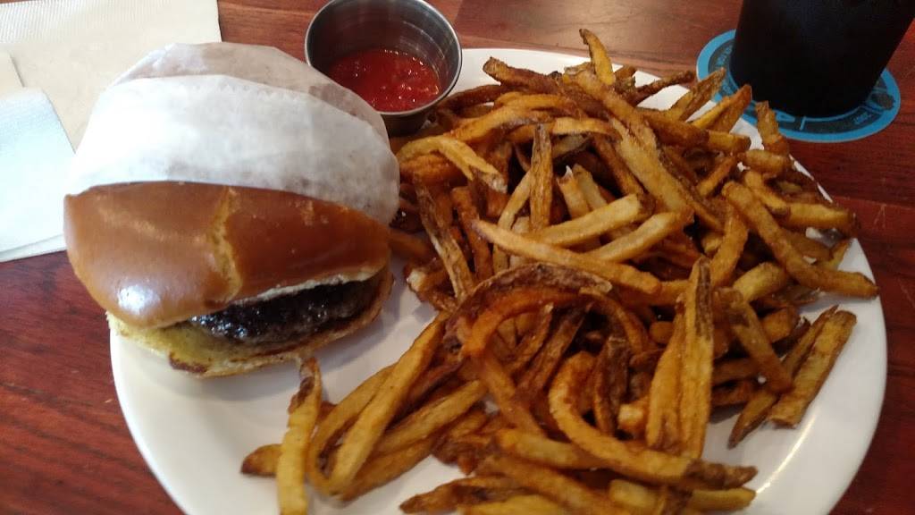 Bones Burgers | restaurant | 9721 Montgomery Rd, Montgomery, OH 45242, USA | 5134072939 OR +1 513-407-2939