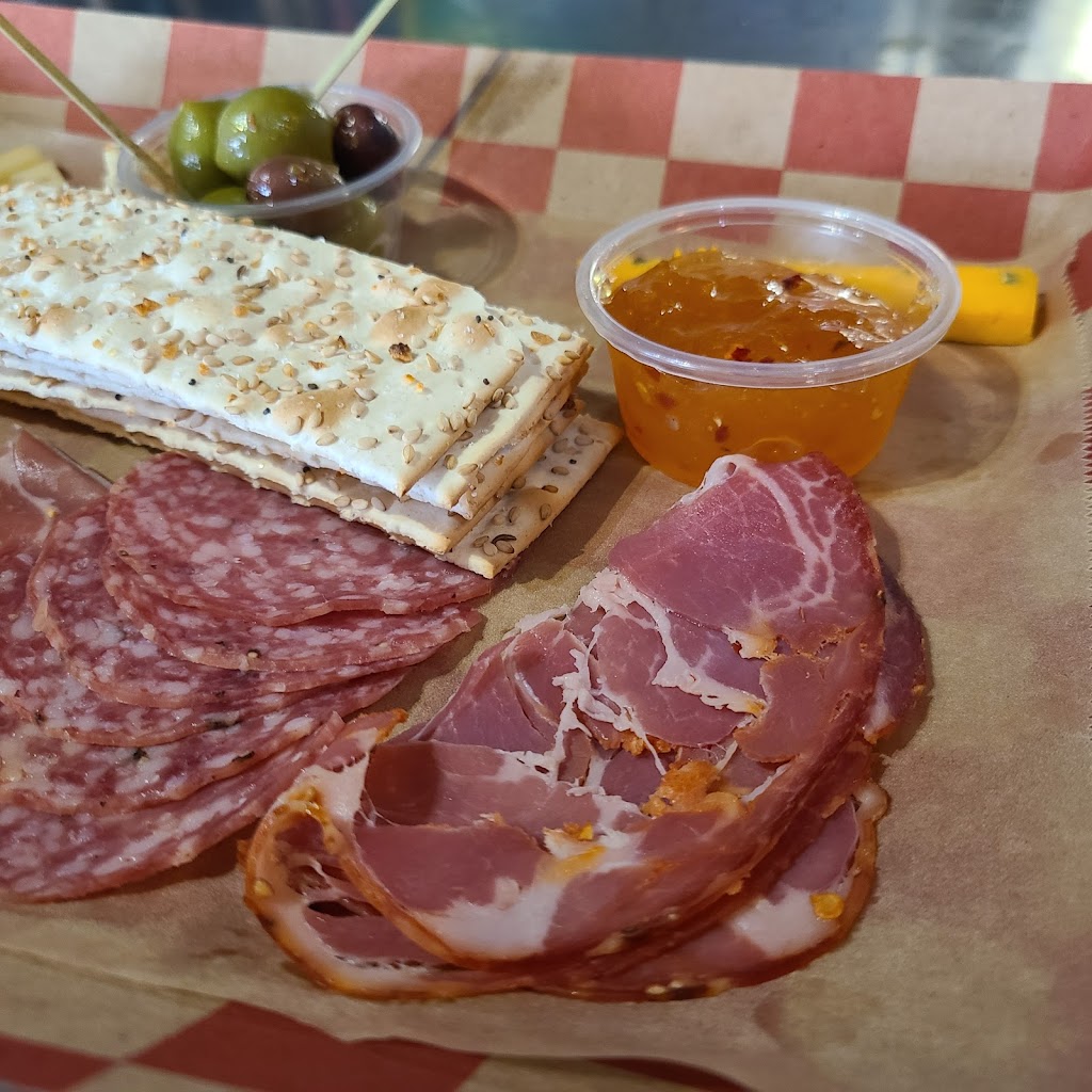 The Foundry Growler Bar | restaurant | 255 N 5th Ave, Rome, GA 30165, USA | 7065284699 OR +1 706-528-4699