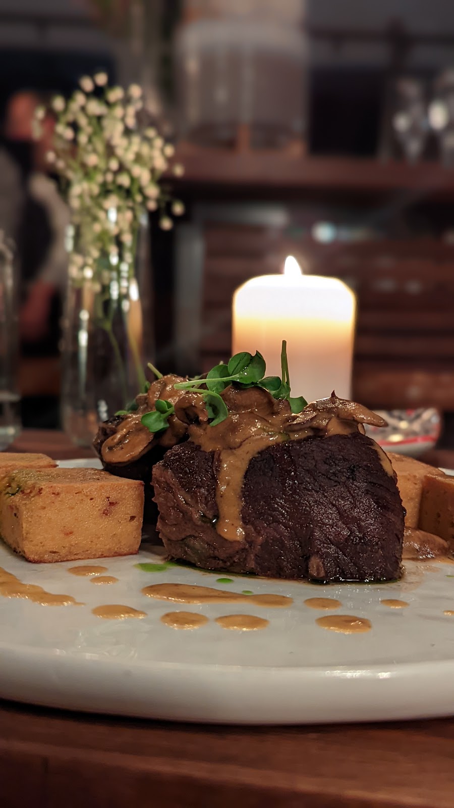 Cest Si Bon! Bistro+Vins | restaurant | 22 NE 7th Ave, Portland, OR 97232, USA | 5039353761 OR +1 503-935-3761