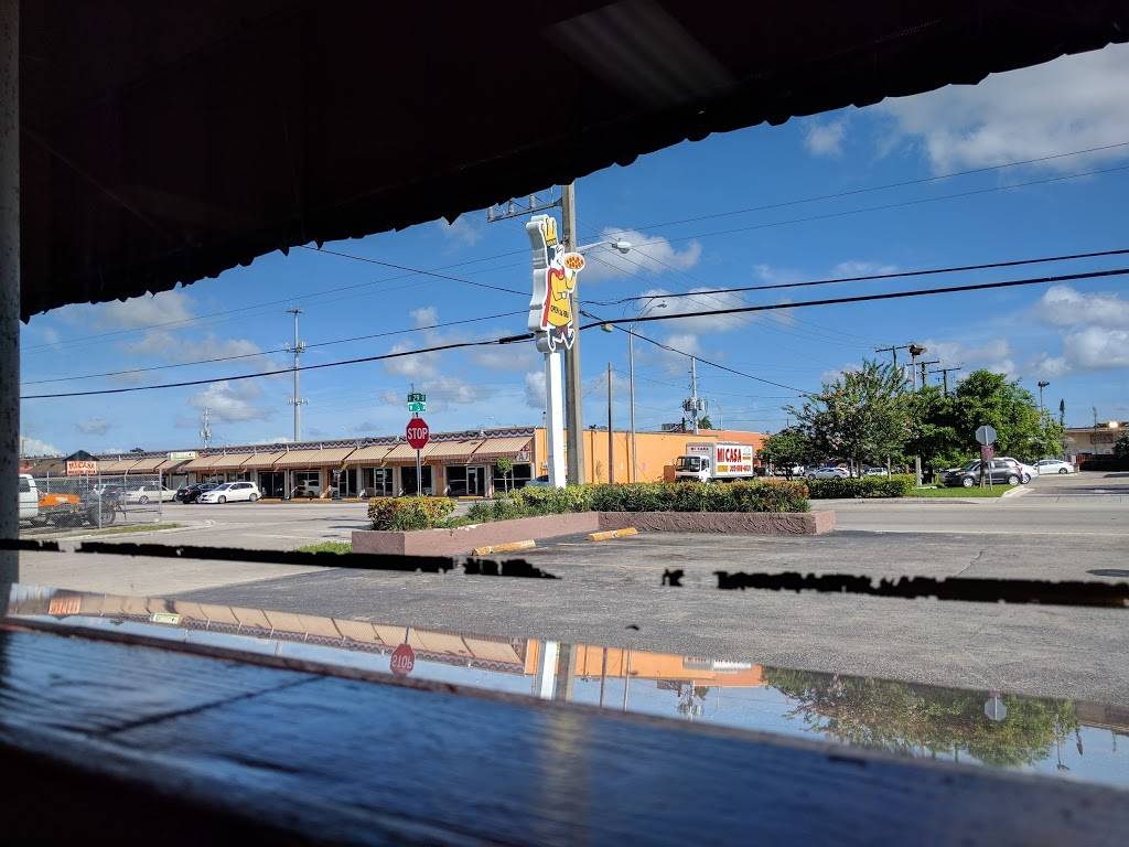 Reys Pizza | restaurant | 2908 W 3rd Ave, Hialeah, FL 33012, USA | 3058873762 OR +1 305-887-3762