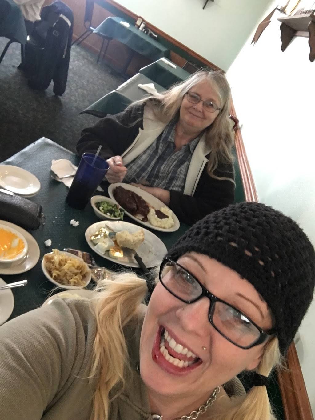 Morris Family Restaurant | restaurant | 227 Montour Blvd, Bloomsburg, PA 17815, USA | 5707842281 OR +1 570-784-2281