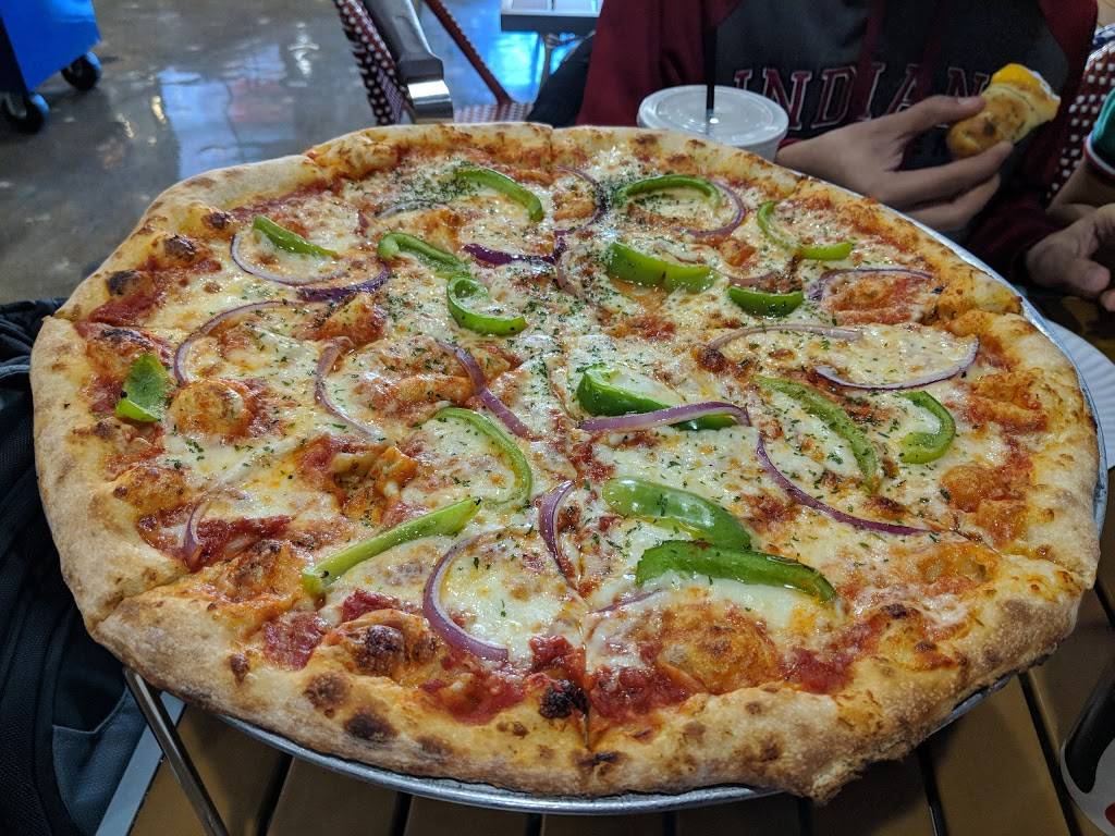 Wheel Pizza | restaurant | 430 E Kirkwood Ave, Bloomington, IN 47408, USA | 8126503883 OR +1 812-650-3883