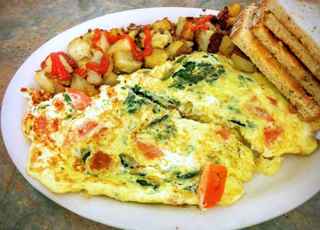 Franks Restaurant | cafe | 99 Farmington Ave, Bristol, CT 06010, USA | 8605840002 OR +1 860-584-0002