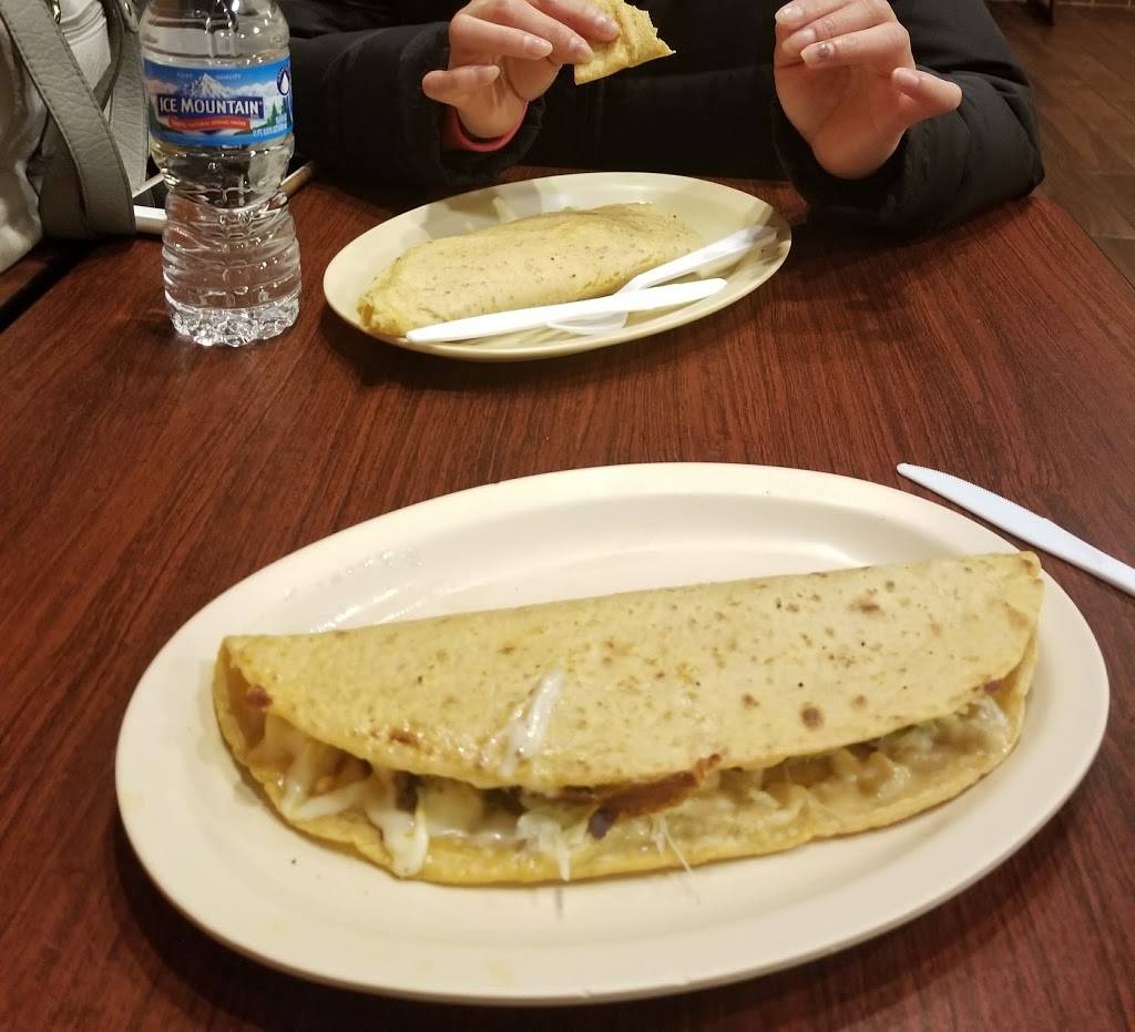 Las Quecas | restaurant | 6311 Cermak Rd, Berwyn, IL 60402, USA | 7089567371 OR +1 708-956-7371