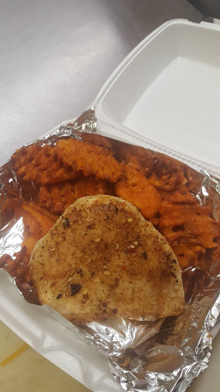 Jay Henrys BBQ | restaurant | 2005 N 1st St, McAlester, OK 74501, USA | 9184249006 OR +1 918-424-9006