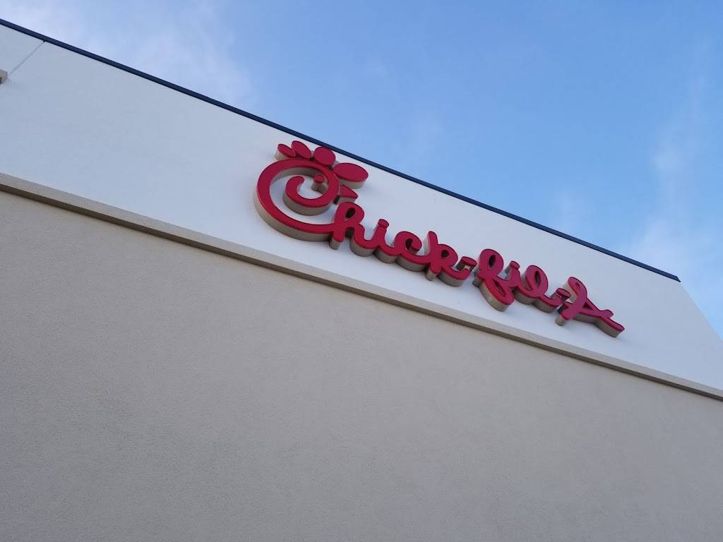 Chick-fil-A | restaurant | 12810 Summerfield Crossing Blvd, Riverview, FL 33579, USA | 8134999933 OR +1 813-499-9933