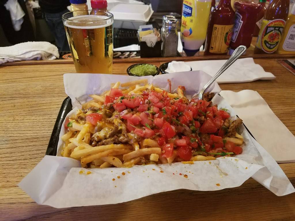 Mr. Peabodys Burgers & Ale | restaurant | 6110 Friars Rd, San Diego, CA 92108, USA | 6195421786 OR +1 619-542-1786