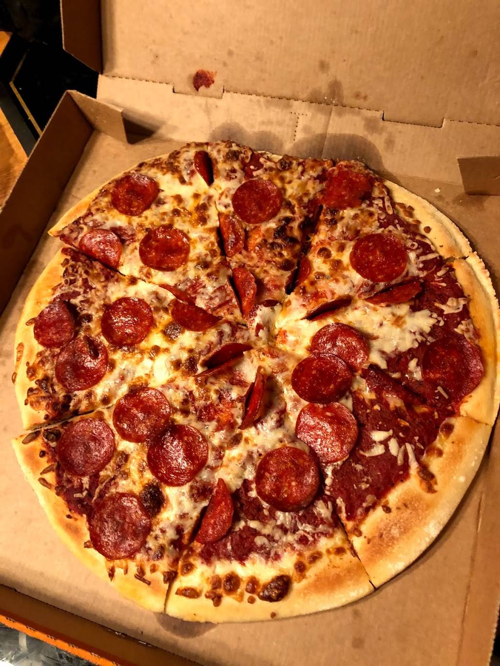 Little Caesars Pizza | meal takeaway | 2921 Crooks Rd, Rochester Hills, MI 48309, USA | 2482370777 OR +1 248-237-0777