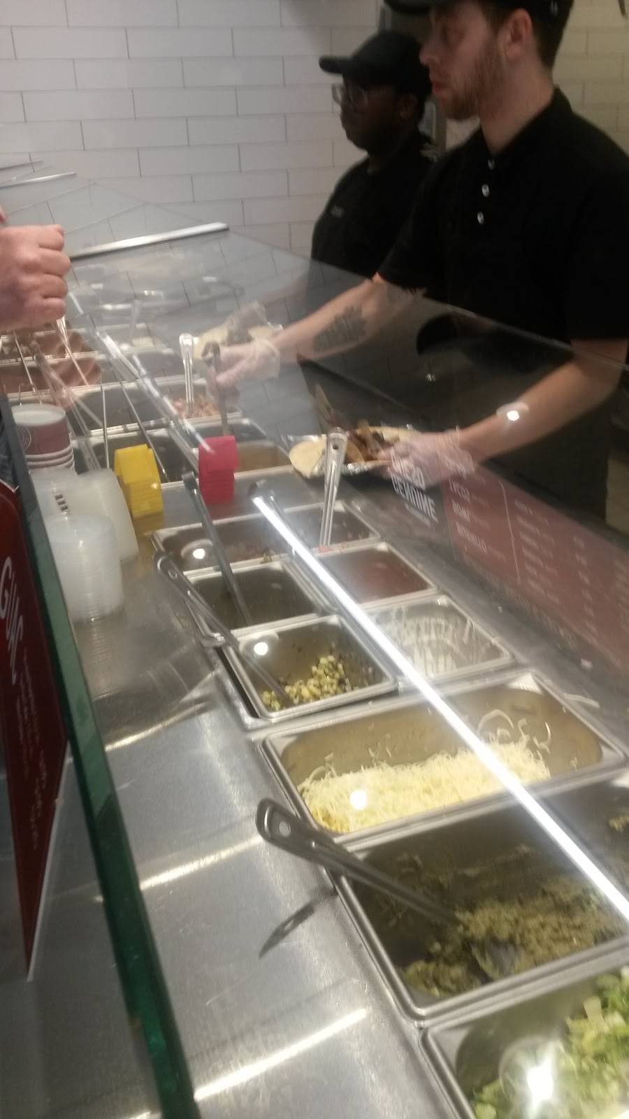 Chipotle Mexican Grill | restaurant | 333 Waterside Dr, Norfolk, VA 23510, USA | 7576251385 OR +1 757-625-1385