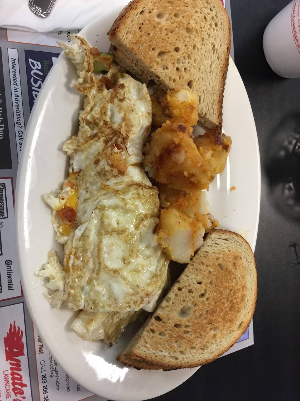 Annies Kitchen Family Restaurant and Catering | restaurant | 53 Quinnipiac Ave, North Haven, CT 06473, USA | 2035625555 OR +1 203-562-5555