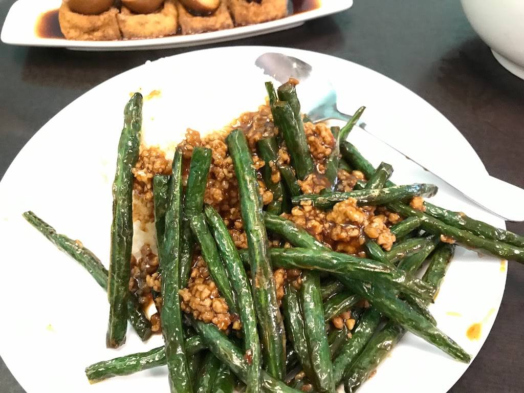 Fantasy Eatery | restaurant | 10909 Yonge St, Richmond Hill, ON L4C 4M6, Canada | 9057870388 OR +1 905-787-0388