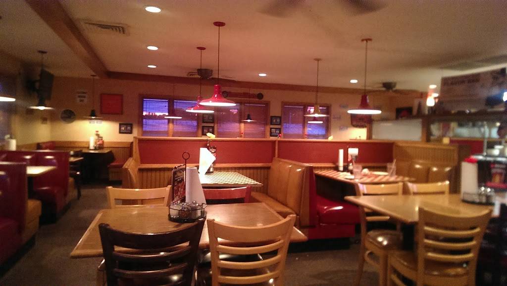 Pizza Hut | restaurant | 588 W Marion St, Mt Gilead, OH 43338, USA | 4199475955 OR +1 419-947-5955