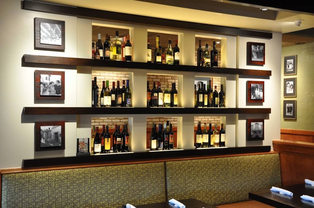 Carrabbas Italian Grill | restaurant | 19935 Century Blvd, Germantown, MD 20874, USA | 2406861100 OR +1 240-686-1100