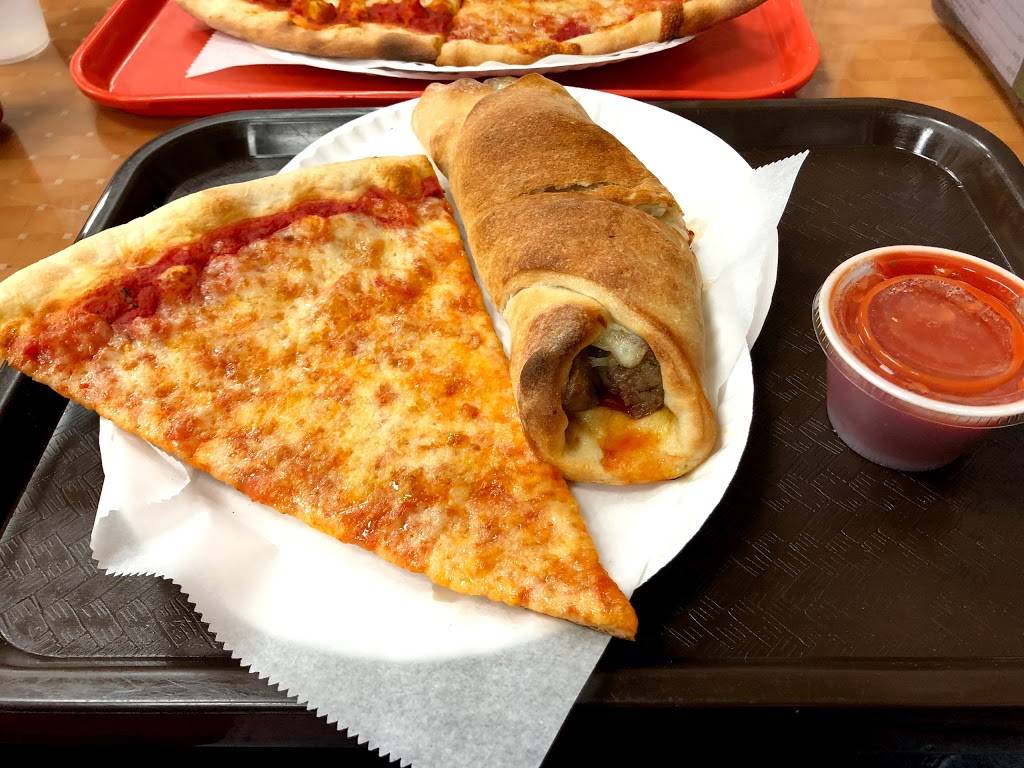 Little Italy Pizza | restaurant | 11 Park Pl, New York, NY 10007, USA | 2122277077 OR +1 212-227-7077