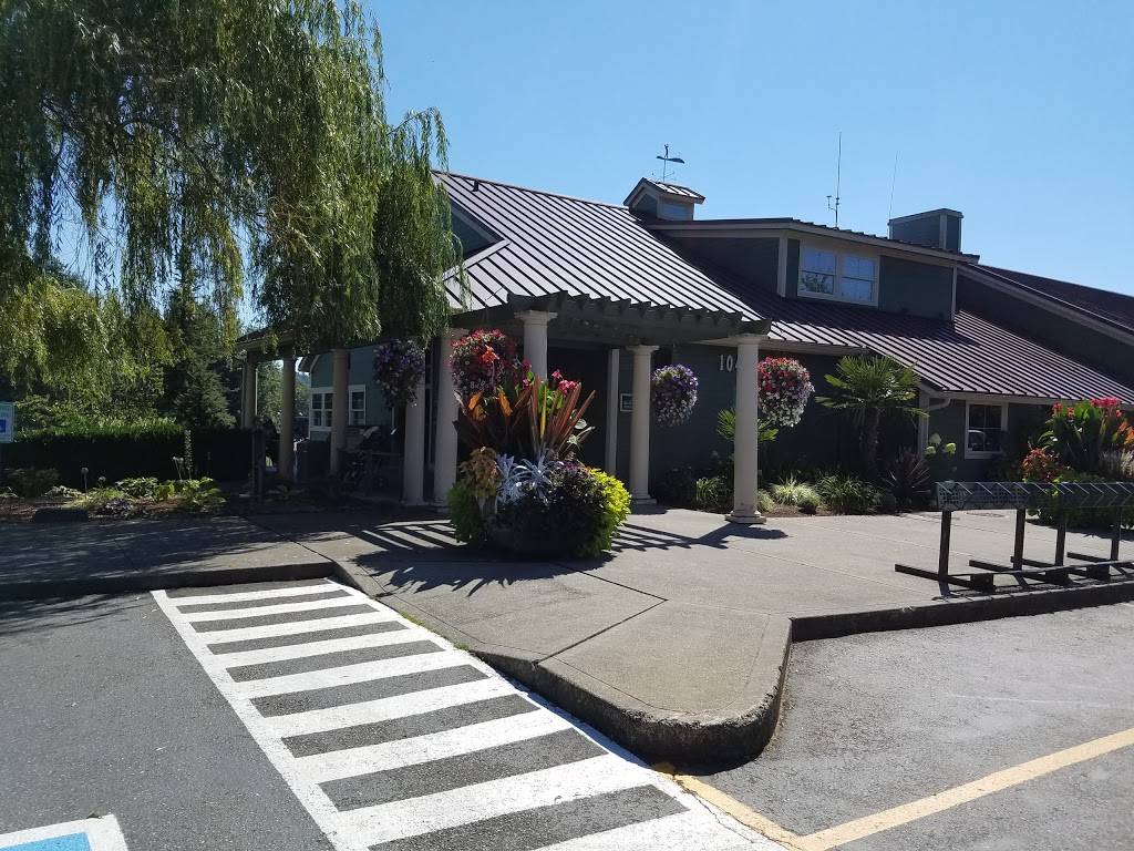 Firecreek Grill | restaurant | 10402 Redmond Central Connector, Redmond, WA 98052, USA | 4256051118 OR +1 425-605-1118