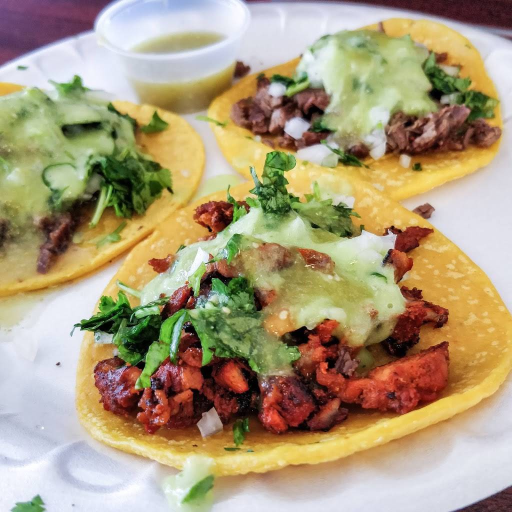 Ponchos Tacos | restaurant | 343 S State College Blvd, Fullerton, CA 92831, USA | 7148791008 OR +1 714-879-1008