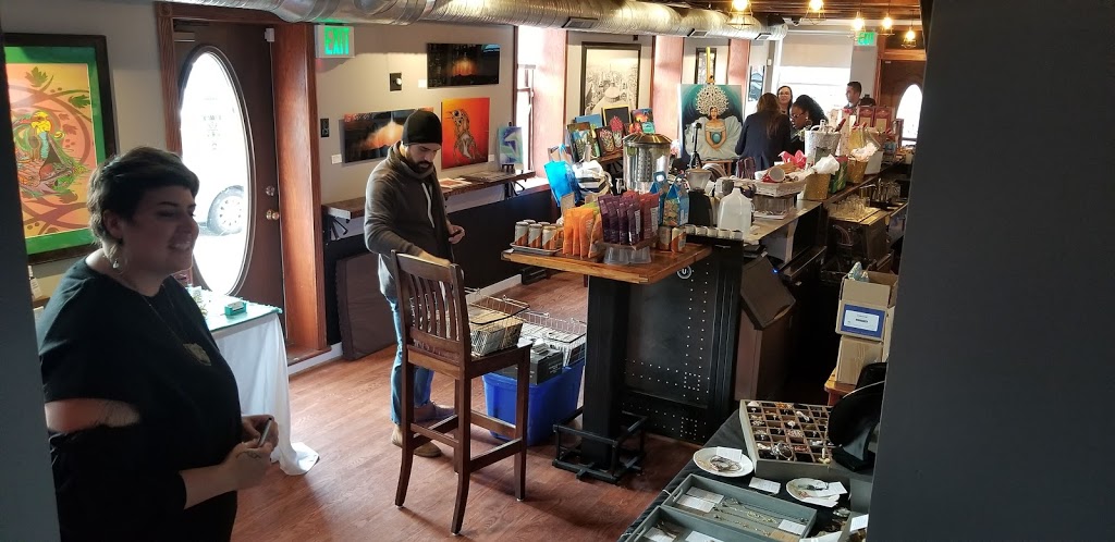 The Back Yard | restaurant | 131 S Schroeder St, Baltimore, MD 21223, USA | 6673033994 OR +1 667-303-3994