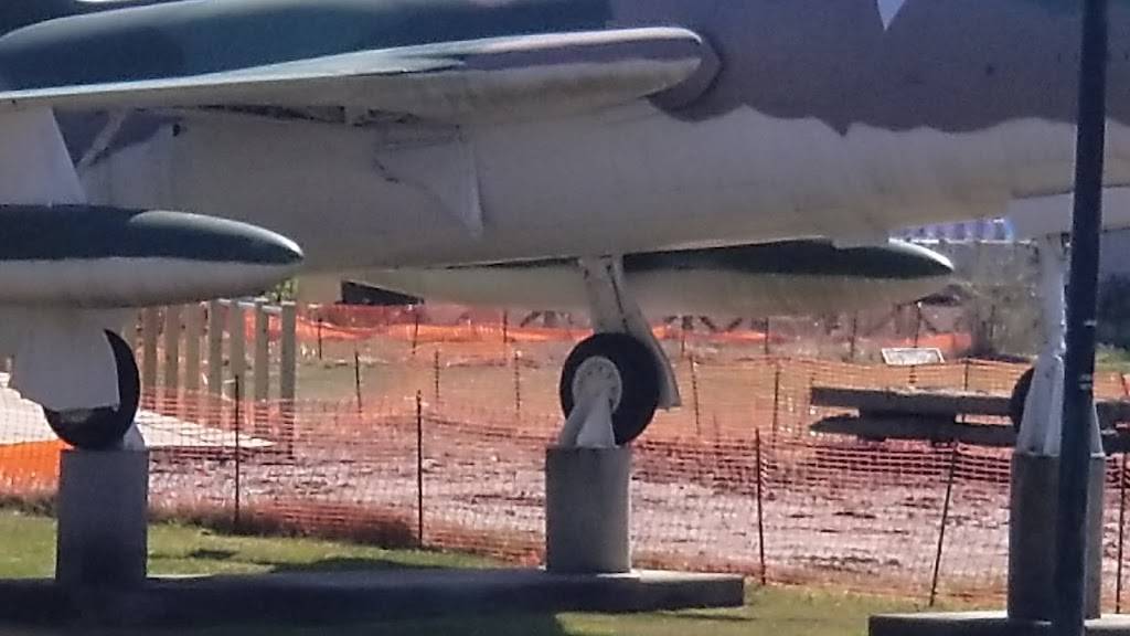 Tropical Restaurant | meal takeaway | 350 Walnut St, Waterbury, CT 06704, USA | 2037562794 OR +1 203-756-2794