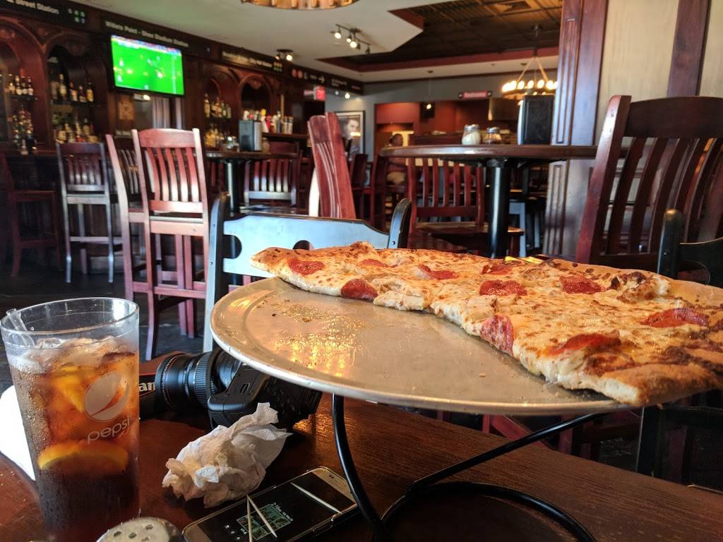 AJs NY Pizzeria | restaurant | 1930 SW Westport Dr, Topeka, KS 66604, USA | 7858617000 OR +1 785-861-7000