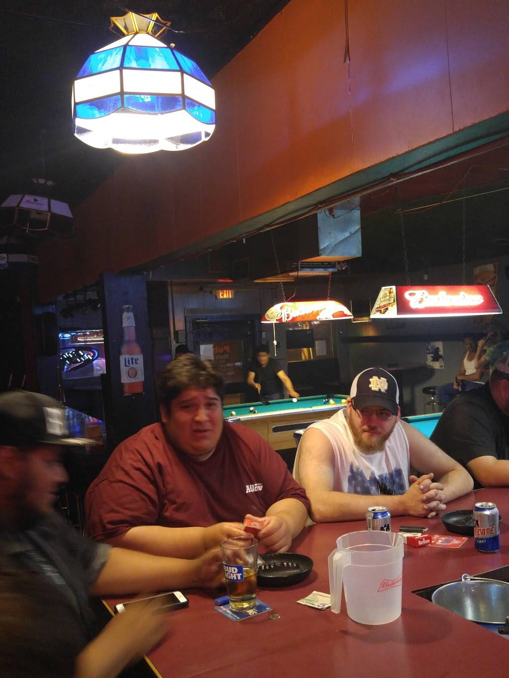 Monon Pub & Grill | restaurant | 106 E 4th St, Monon, IN 47959, USA | 2192539355 OR +1 219-253-9355