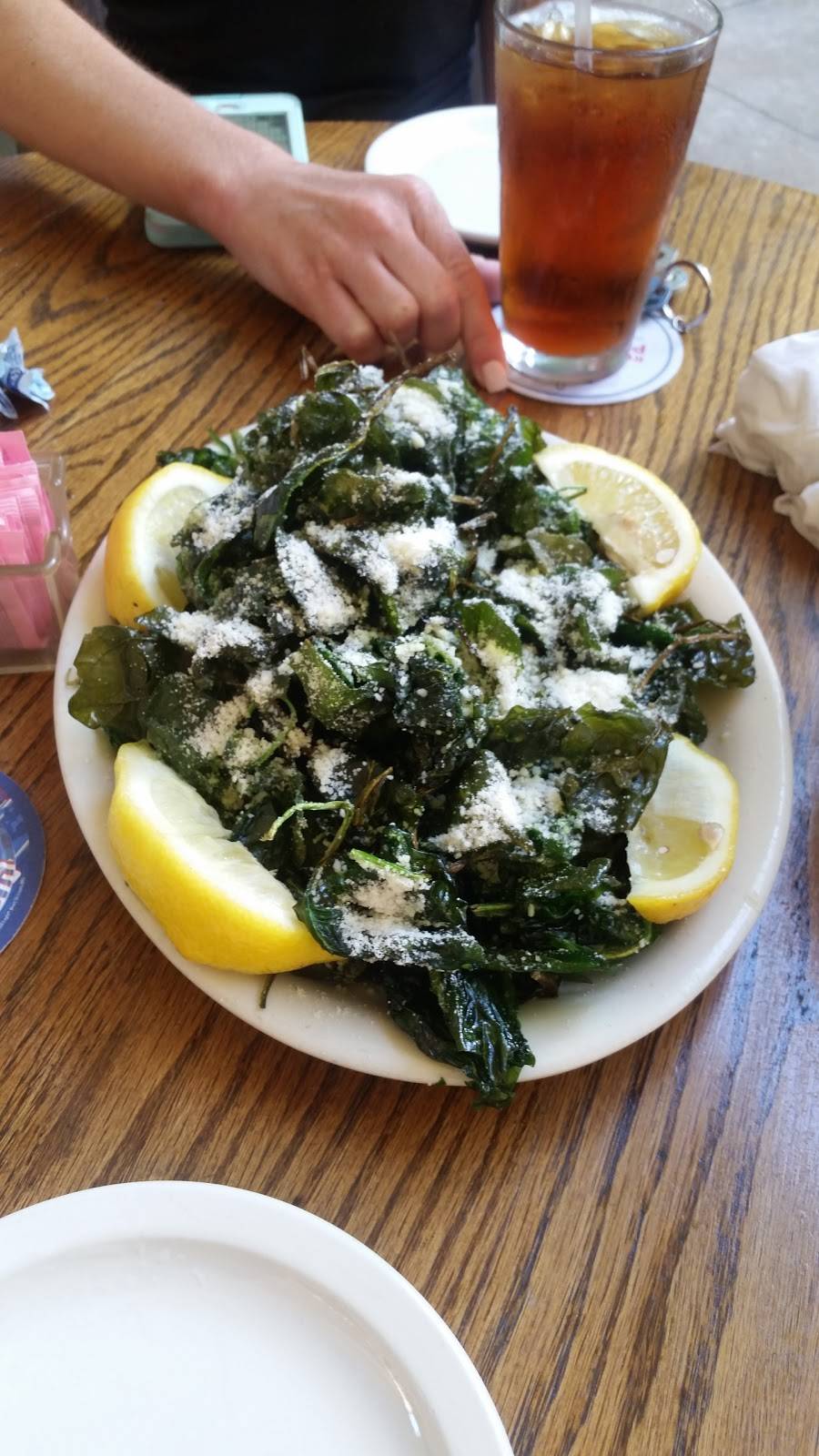 Nadines | restaurant | 1931 S 12th St, St. Louis, MO 63104, USA | 3144363045 OR +1 314-436-3045