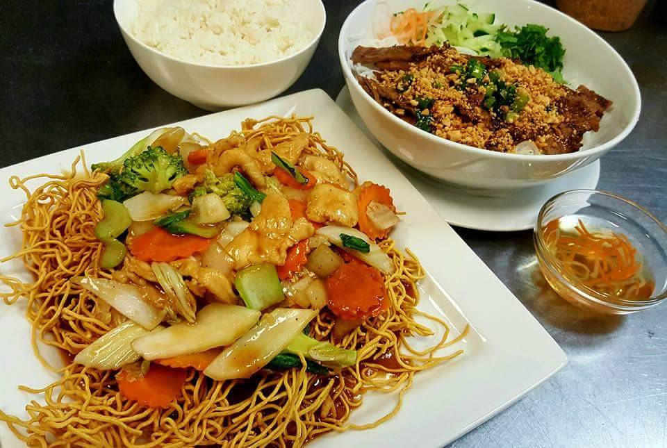 Pho Son Nam Vietnamese Restaurant | restaurant | 6516 New York Ave #132, Arlington, TX 76002, USA | 6823234855 OR +1 682-323-4855