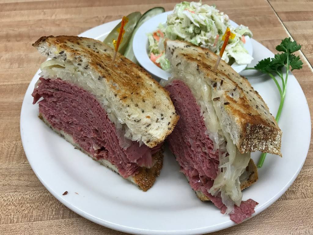 Morts Deli Tarzana | restaurant | 18452 Clark St, Tarzana, CA 91356, USA | 8183453700 OR +1 818-345-3700