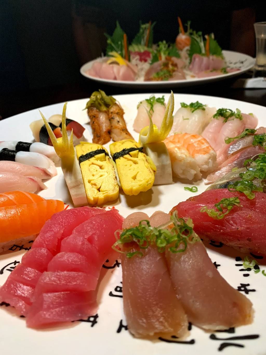 Midori Sushi | restaurant | 17047 Ventura Blvd, Encino, CA 91316, USA | 8189950888 OR +1 818-995-0888