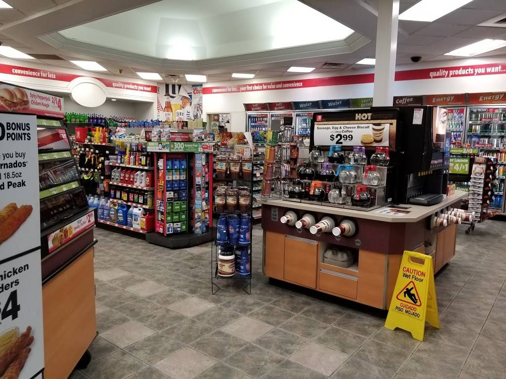 White Castle | restaurant | 153 E Morthland Dr, Valparaiso, IN 46383, USA | 2194775535 OR +1 219-477-5535