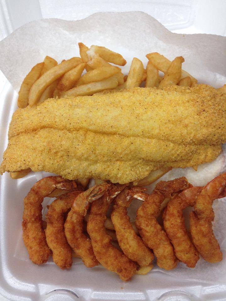 Super shark’s Fish Nd Chicken 84th St Michigan Rd . | restaurant | 8421 N Michigan Rd, Indianapolis, IN 46268, USA | 4632022960 OR +1 463-202-2960