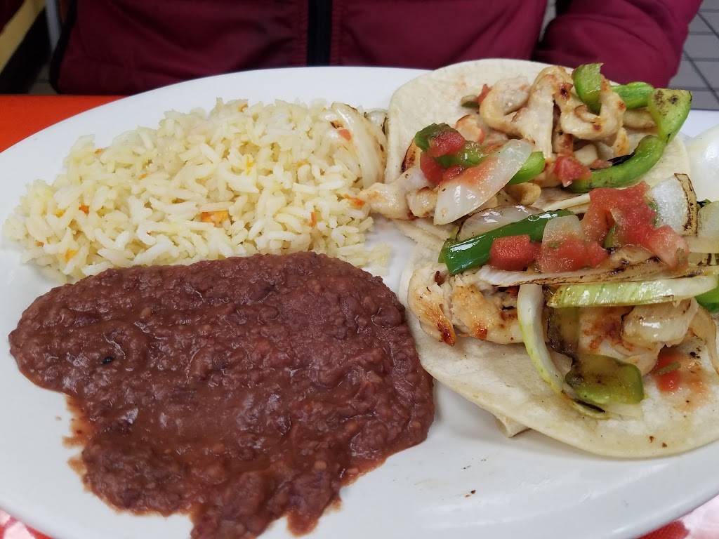 La Morenita Restaurant | restaurant | 2201 S Thompson St, Springdale, AR 72764, USA | 4797512177 OR +1 479-751-2177