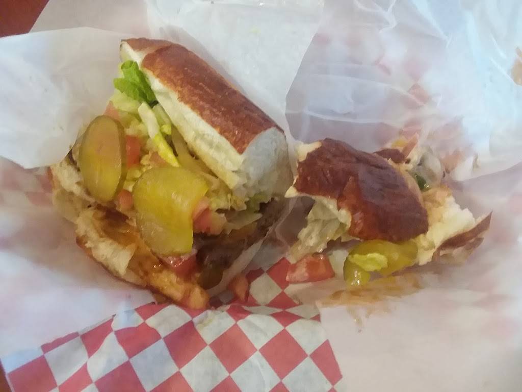 The Sub House | restaurant | 2200 Dr Martin Luther King Jr Blvd, Fort Myers, FL 33901, USA | 2392670592 OR +1 239-267-0592