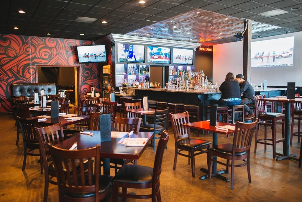 Chaplins Sports Bistro | restaurant | 29200 Kohoutek Way, Union City, CA 94587, USA | 5104296860 OR +1 510-429-6860