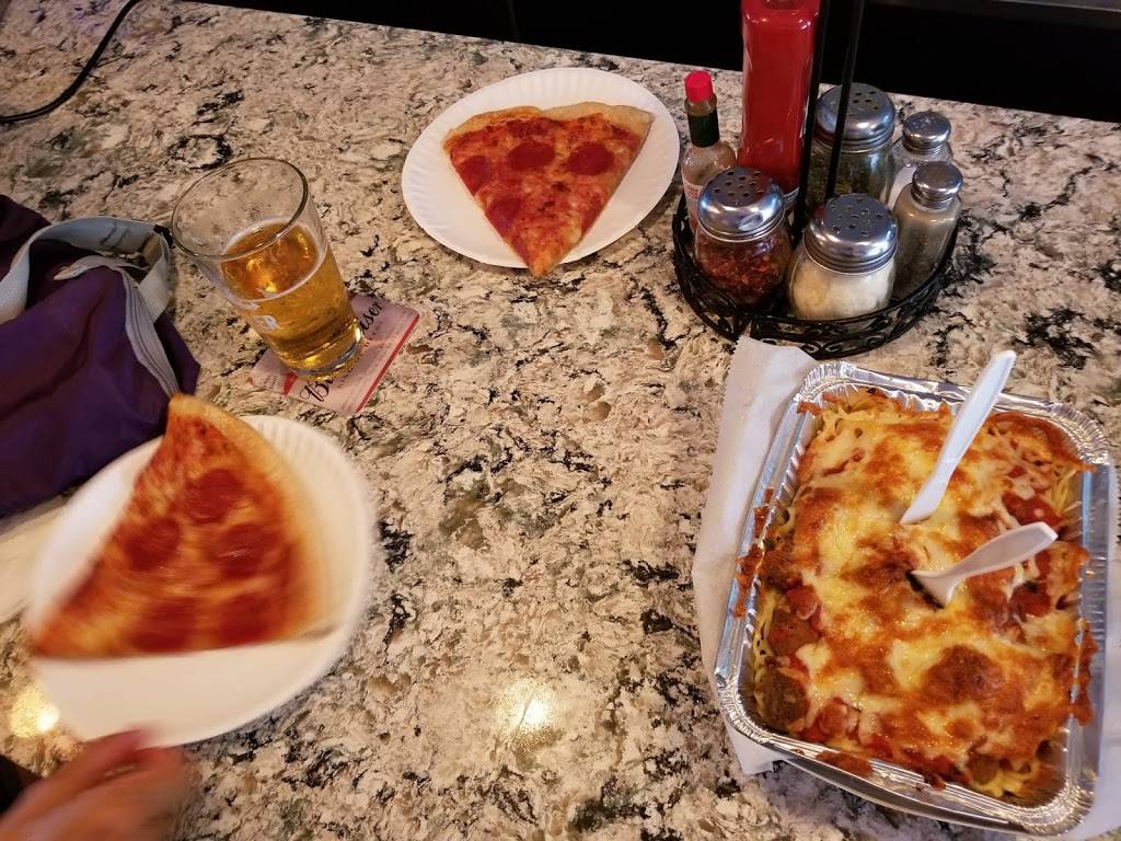 Georges Pizza | restaurant | 275 Commercial St, Provincetown, MA 02657, USA | 5084873744 OR +1 508-487-3744