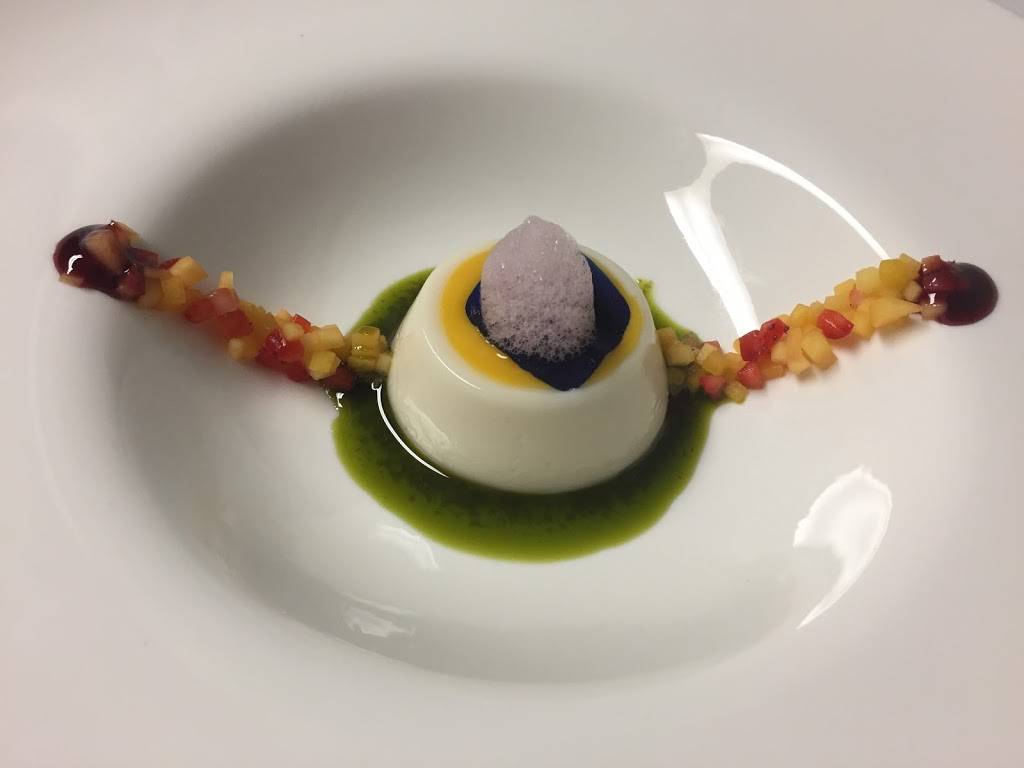 El Encanto | restaurant | 58 East Old Country Rd, Mineola, NY 11501, USA | 5167439366 OR +1 516-743-9366