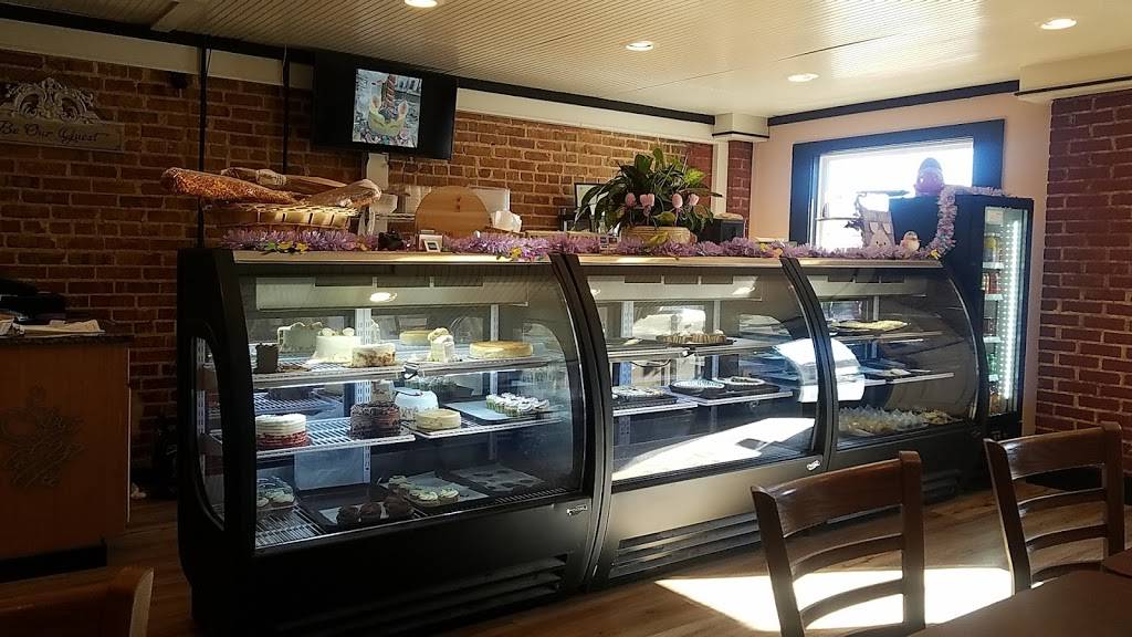 Danas Bakery | restaurant | 3 E Liberty St, York, SC 29745, USA | 8038184296 OR +1 803-818-4296