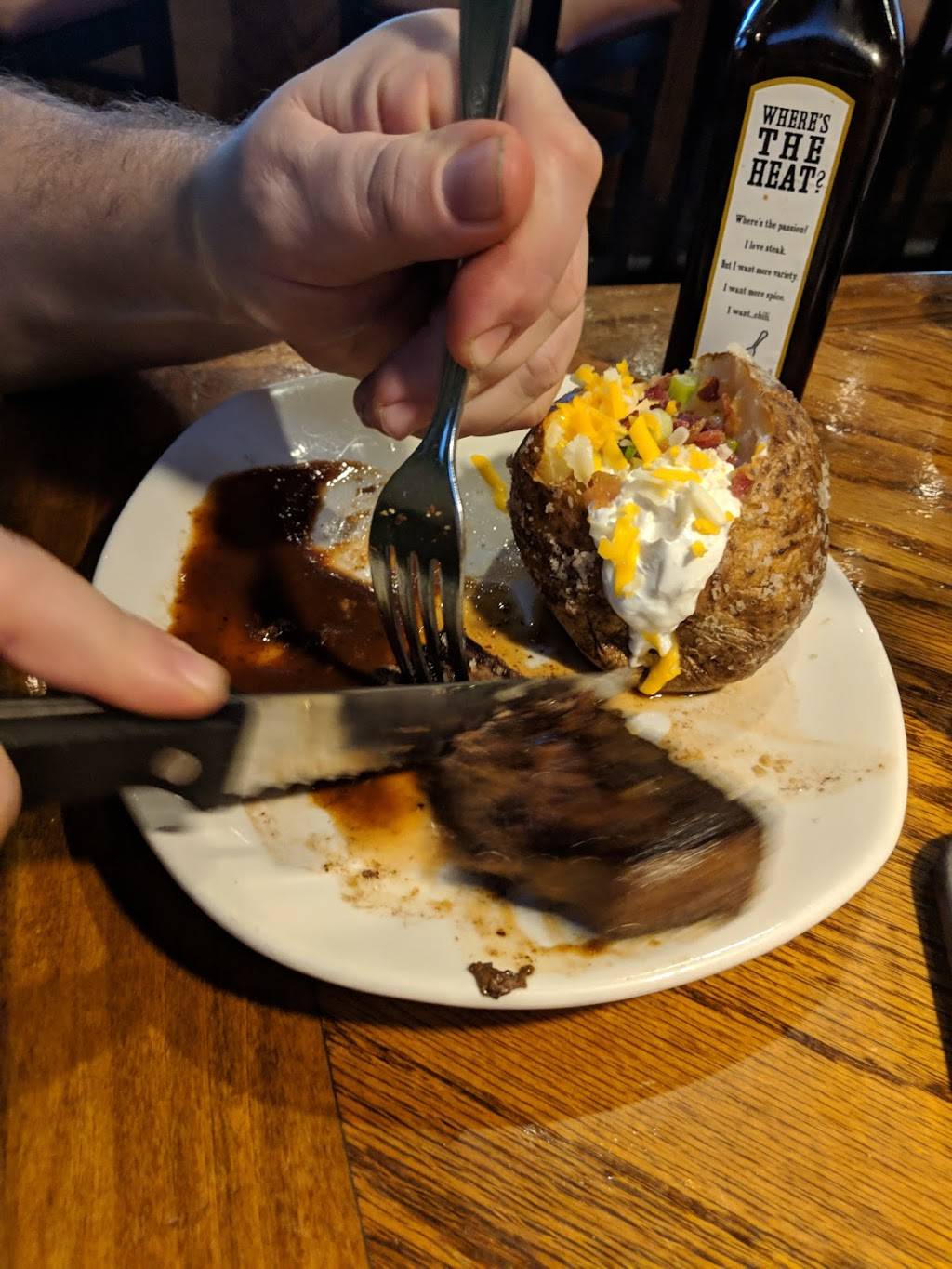 Outback Steakhouse | restaurant | 2402 N Prospect Ave, Champaign, IL 61822, USA | 2173983322 OR +1 217-398-3322