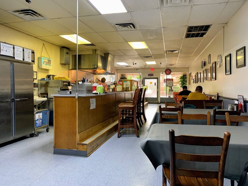 Gracies Grill | restaurant | 123 Vance St, Clinton, NC 28328, USA | 9105927782 OR +1 910-592-7782