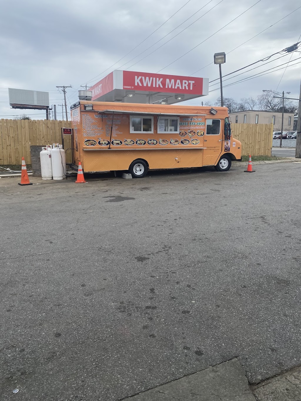 Taqueria El Indio #5 | restaurant | 234 Thompson Ln #3211, Nashville, TN 37211, USA | 6155731425 OR +1 615-573-1425