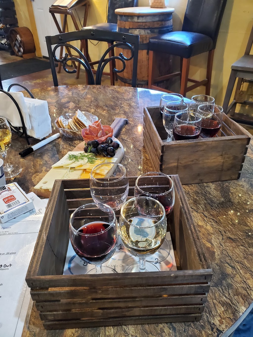 12 Mile Creek Winery | restaurant | 11093 Flagg Springs Pike, California, KY 41007, USA | 8593910144 OR +1 859-391-0144
