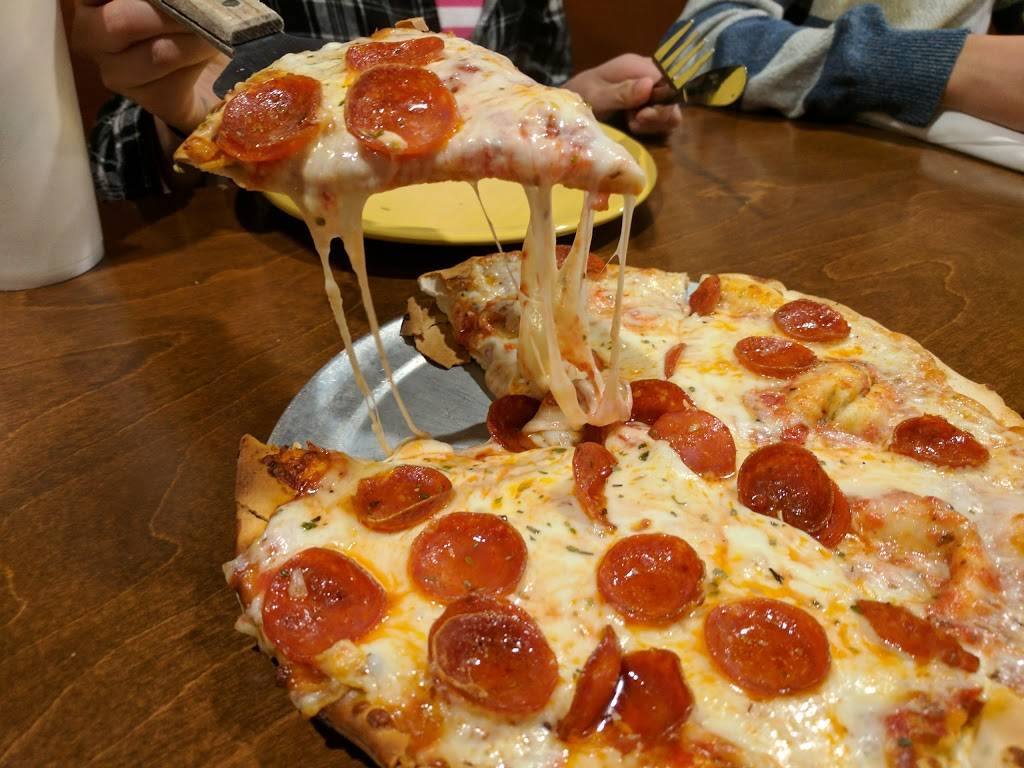 Jockamo Upper Crust Pizza | restaurant | 5646 E Washington St, Indianapolis, IN 46219, USA | 3173566612 OR +1 317-356-6612