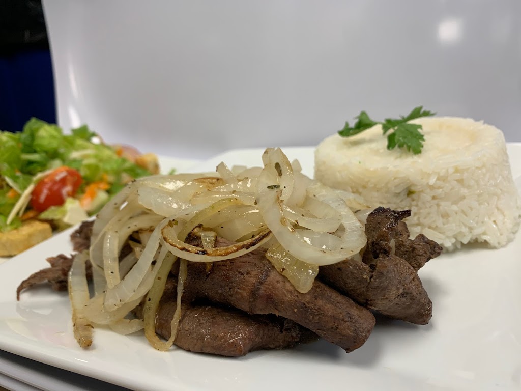 Sin Frontera Sports Bar & Restaurant | restaurant | 94 Union Ave, New Rochelle, NY 10801, USA | 9143552739 OR +1 914-355-2739