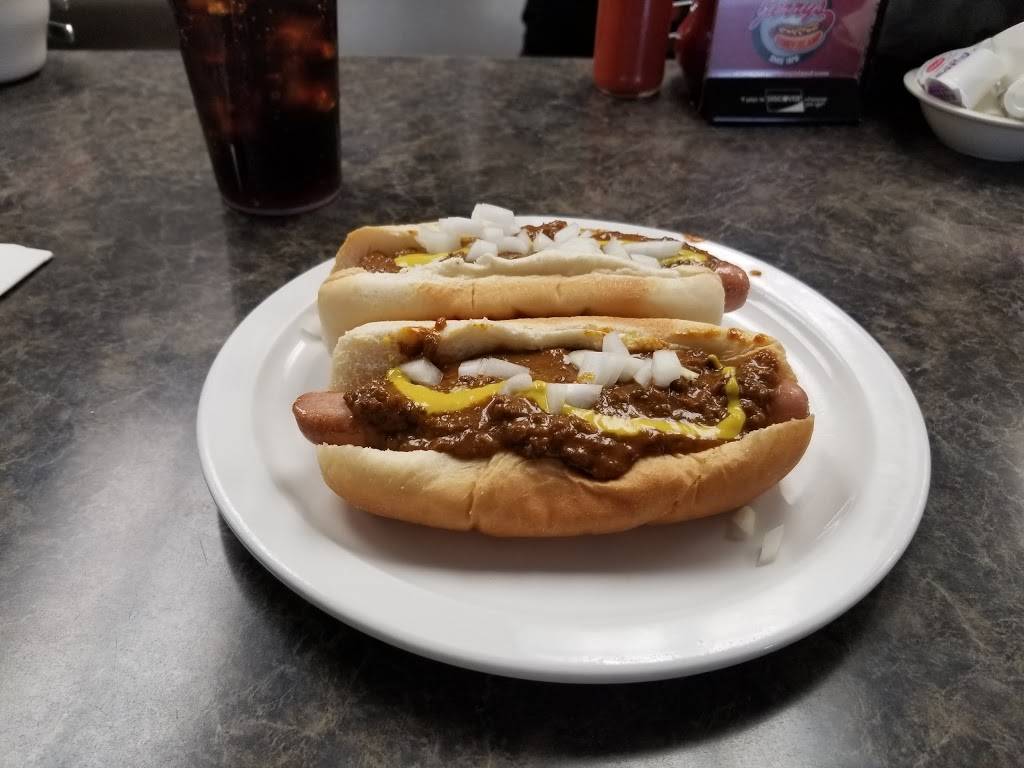Jerrys Coney Island | restaurant | 5744 Highland Rd, Waterford Twp, MI 48327, USA | 2486733345 OR +1 248-673-3345