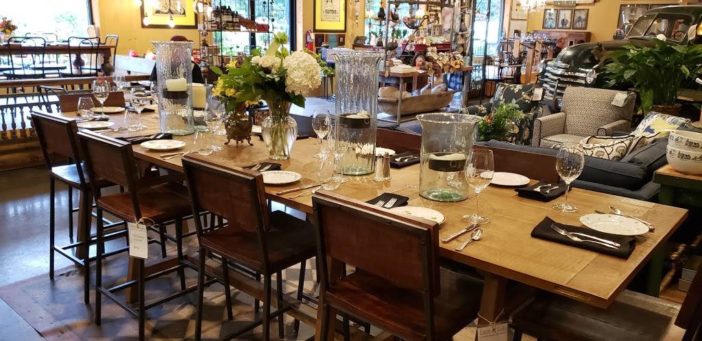 Three Cats | restaurant | 116 W 14 Mile Rd, Clawson, MI 48017, USA | 2482884858 OR +1 248-288-4858