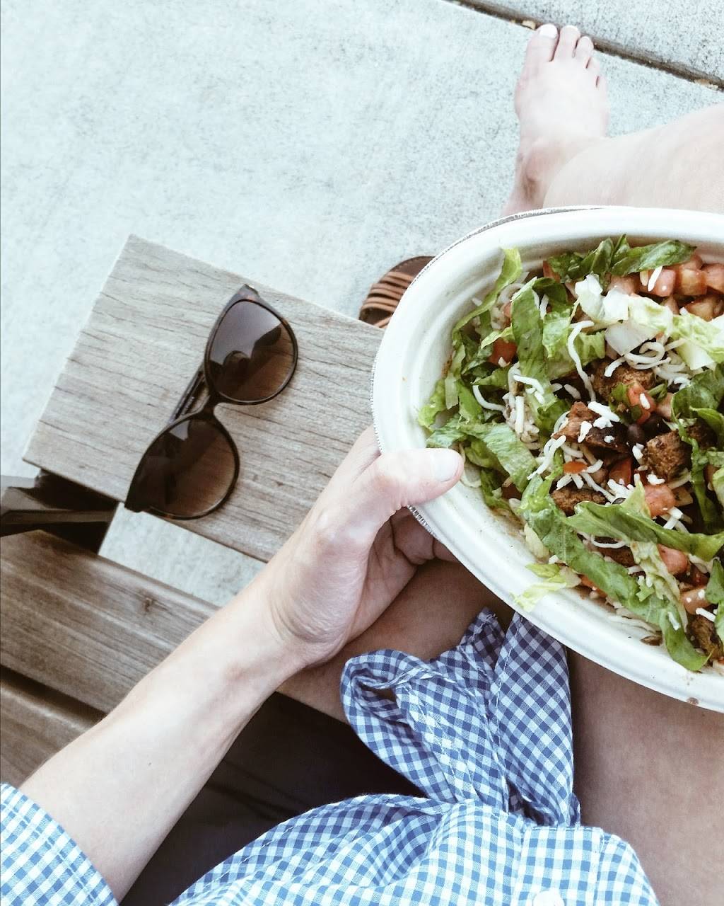 Chipotle Mexican Grill | restaurant | 239 E Swedesford Rd, Wayne, PA 19087, USA | 6106880639 OR +1 610-688-0639