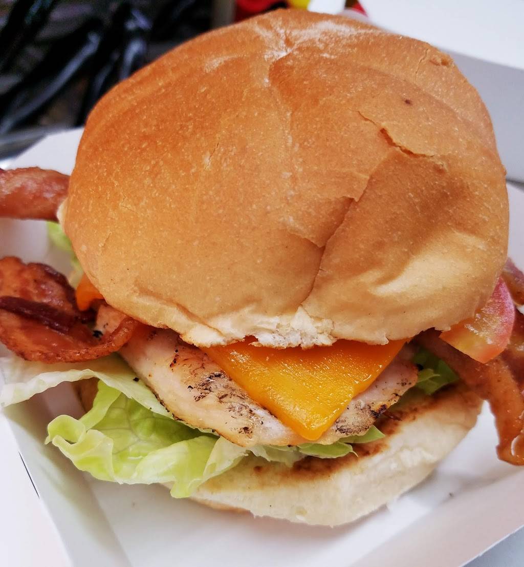 Big Lous Standing Room Only | restaurant | 635 75th St, Kenosha, WI 53143, USA | 2626584776 OR +1 262-658-4776